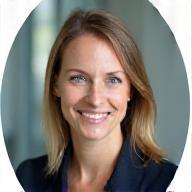 Porträt von Anna Schneider, Leiterin Produktentwicklung